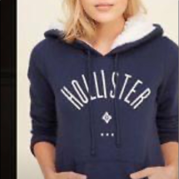 New Hollister navy blue sherpa popover hoodie - Picture 2 of 2